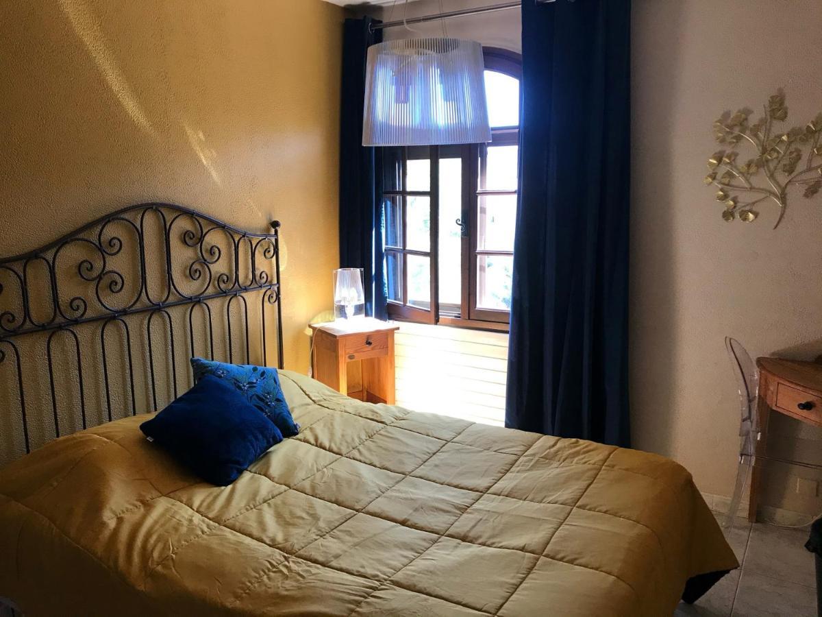 Logis Hotel Le Manoir & Lounge Apt Exterior photo