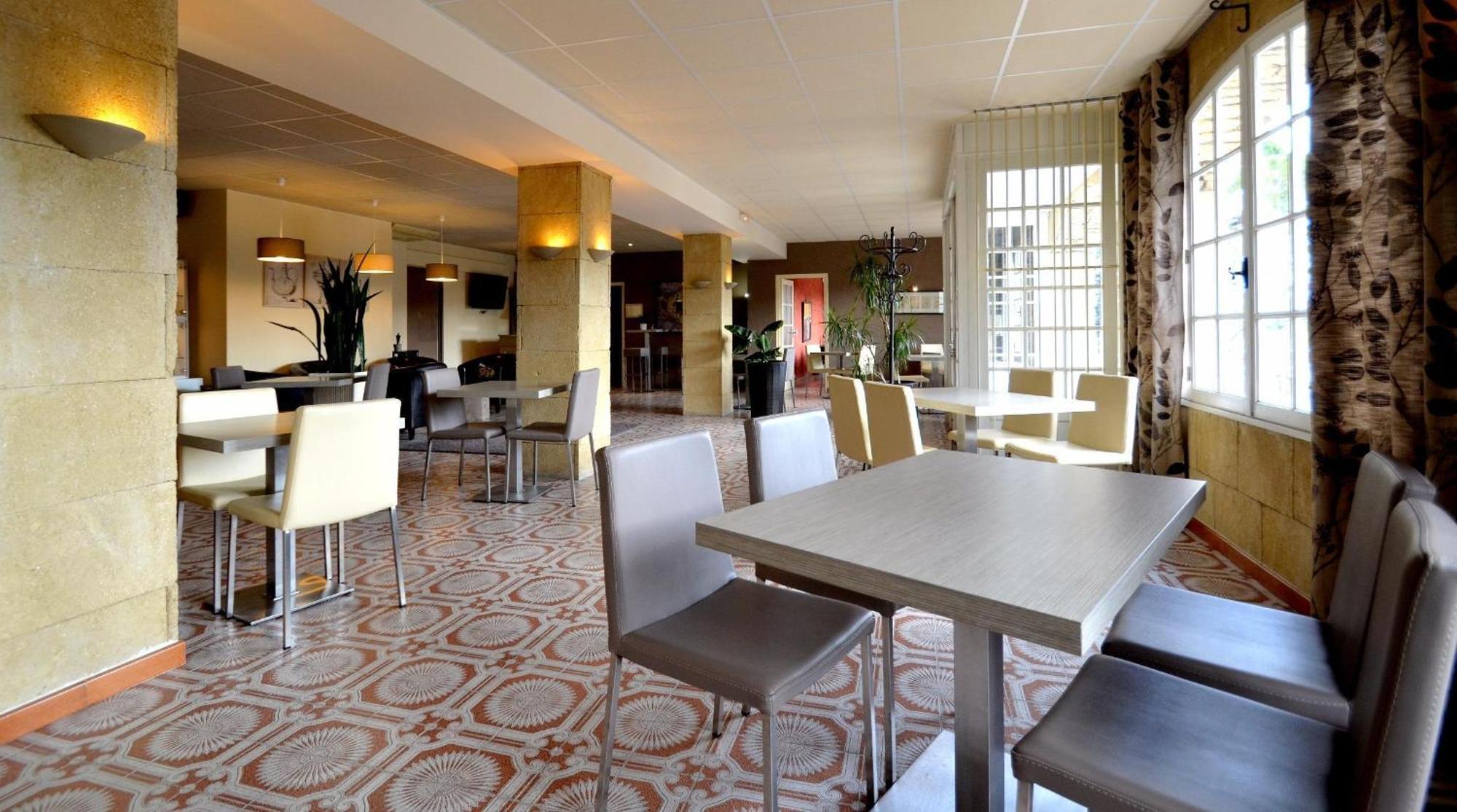 Logis Hotel Le Manoir & Lounge Apt Exterior photo